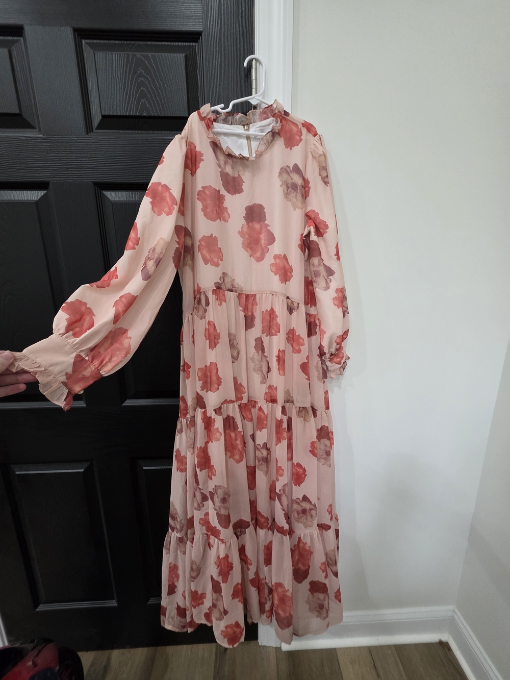 Pink Floral Tiered Midi Dress with Long Sleeves